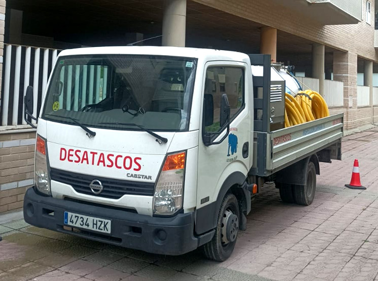 Flushing de tuberías de climatización central en Peralta de Calasanz
